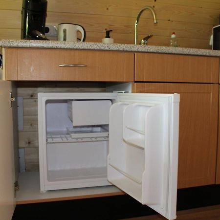 Camping Pod Lyts Dekema 1 Baard Bagian luar foto