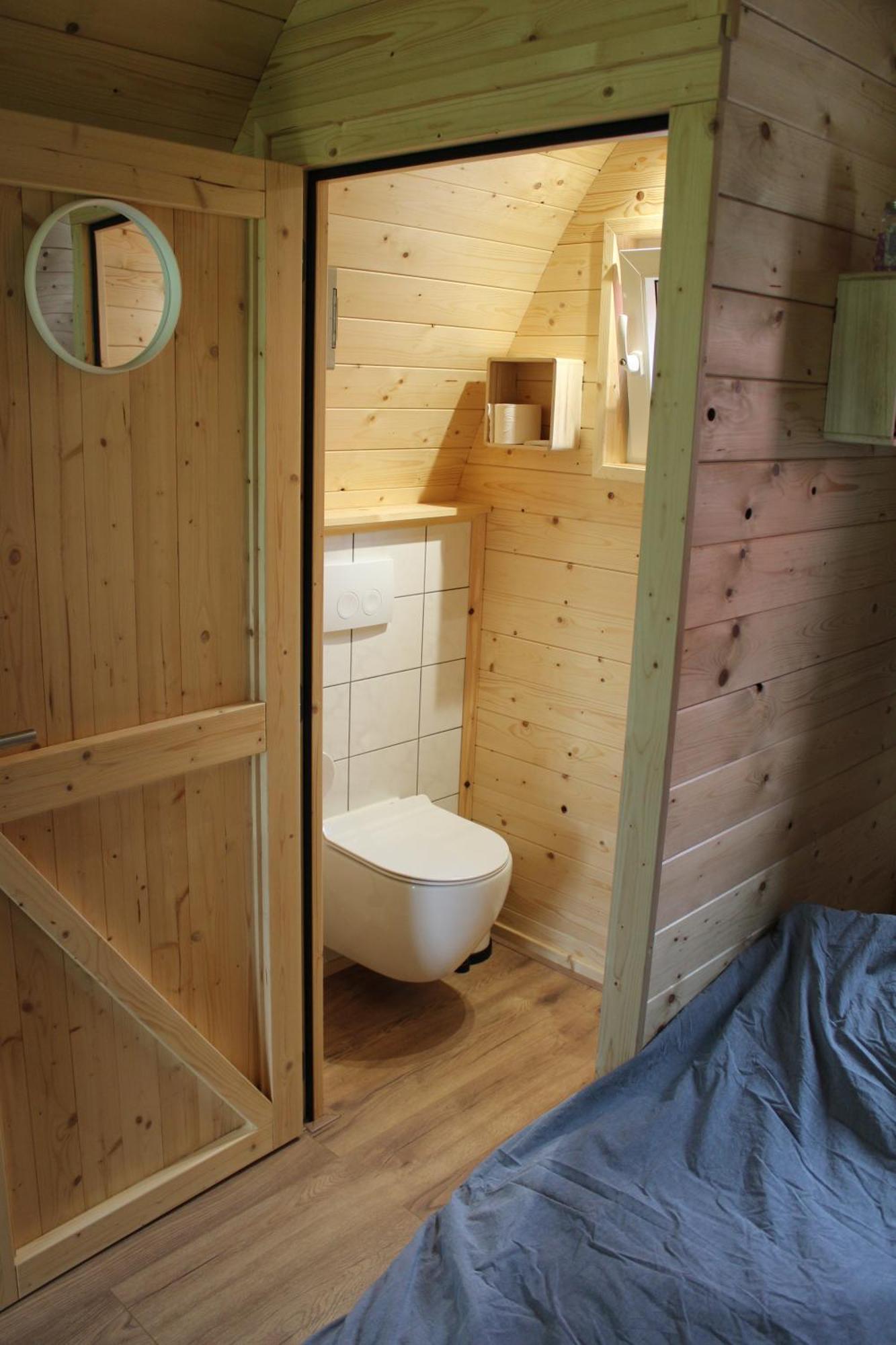 Camping Pod Lyts Dekema 1 Baard Bagian luar foto